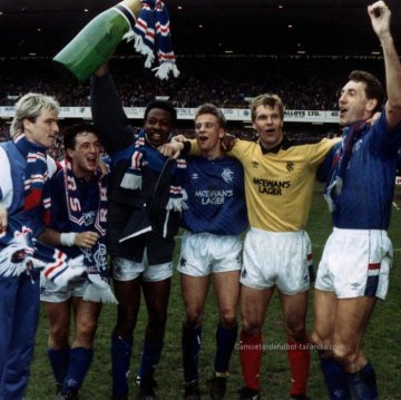 1ª Camiseta Glasgow Rangers Retro 1988-1989