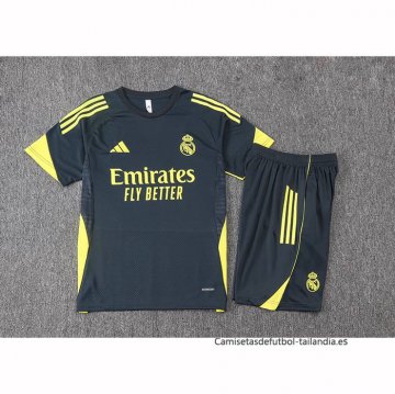 Chandal del Real Madrid Manga Corta 2025-2026 Negro Amarillo - Pantalon Corto