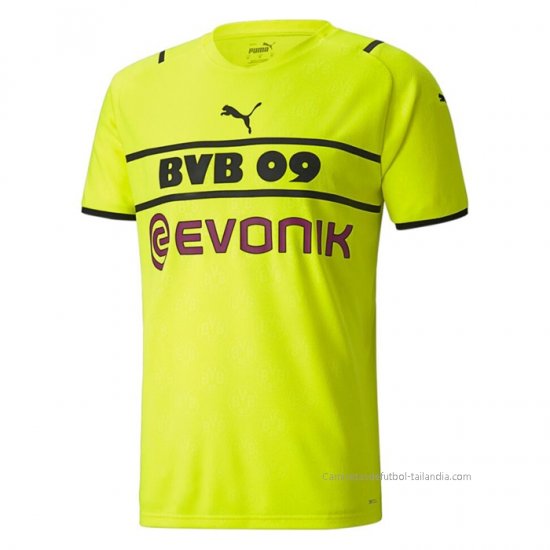 Camiseta Borussia Dortmund Cup 2021-2022 - Haga un click en la imagen para cerrar