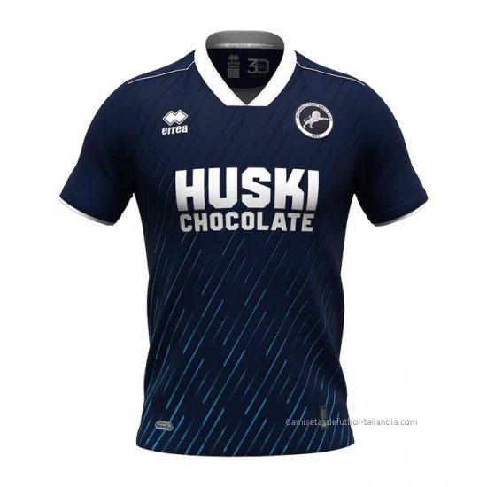 Tailandia 1ª Camiseta Millwall 2023-2024 - Haga un click en la imagen para cerrar