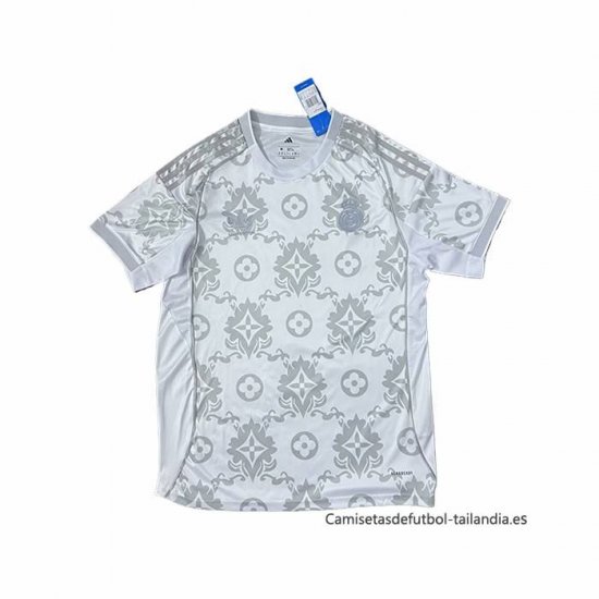 Tailandia Camiseta Real Madrid Special 2025-2026 Blanco Gris - Haga un click en la imagen para cerrar