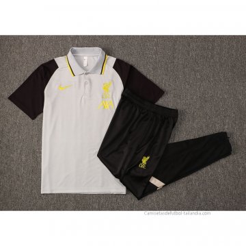 Conjunto Polo del Liverpool 2021-2022 Gris