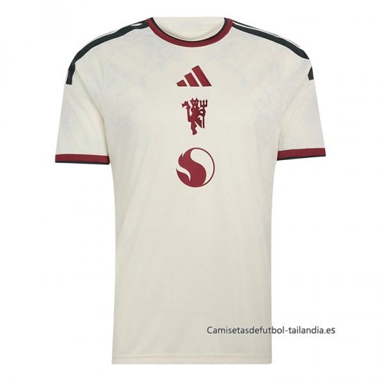 3ª Camiseta Manchester United 2026-2027 - Haga un click en la imagen para cerrar