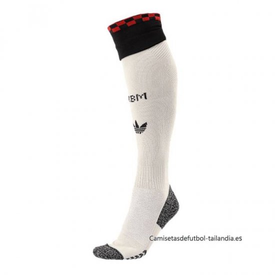 Calcetines Bayern Munich 3ª 2025-2026 - Haga un click en la imagen para cerrar