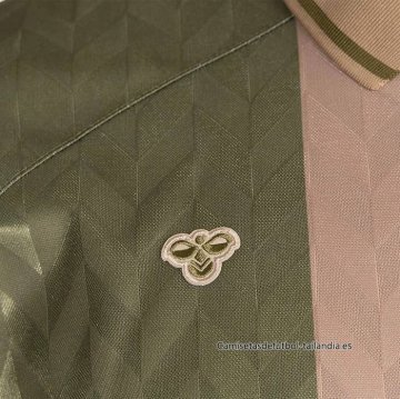 Camiseta Pre Partido del Real Betis 2025-2026 Oro