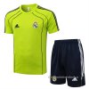Chandal del Real Madrid Manga Corta 2025-2026 Verde - Pantalon Corto Chandal del Real Madrid Manga Corta 2025-2026 Verde - Pantalon Corto