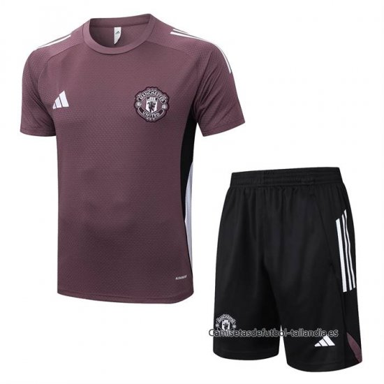 Chandal del Manchester United Manga Corta 2025-2026 Marron - Pantalon Corto - Haga un click en la imagen para cerrar