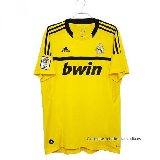 Camiseta Real Madrid Portero Retro 11-12 - Haga un click en la imagen para cerrar