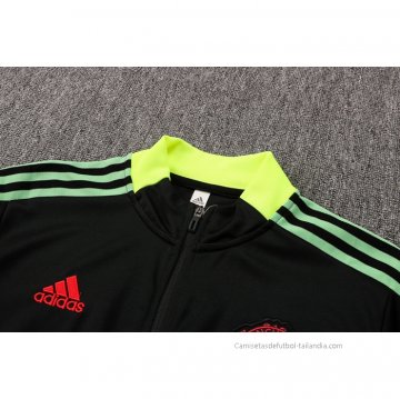 Chaqueta del Manchester United 2021-2022 Negro y Amarillo