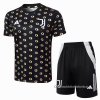 Chandal del Juventus Manga Corta 2024-2025 Negro - Pantalon Corto Chandal del Juventus Manga Corta 2024-2025 Negro - Pantalon Corto