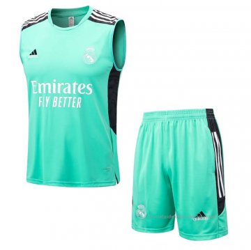 Chandal del Real Madrid Sin Mangas 2022-2023 Verde Chandal del Real Madrid Sin Mangas 2022-2023 Verde