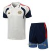 Conjunto Polo del Bayern Munich 2026-2027 Crema Conjunto Polo del Bayern Munich 2026-2027 Crema