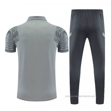 Conjunto Polo del Liverpool 2022-2023 Gris