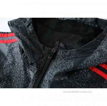 Rompevientos del Bayern Munich 2021-2022 Gris
