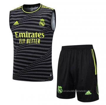 Chandal del Real Madrid Sin Mangas 2023-2024 Negro Chandal del Real Madrid Sin Mangas 2023-2024 Negro