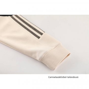 Chandal con Capucha del Real Madrid 2024 Rosa