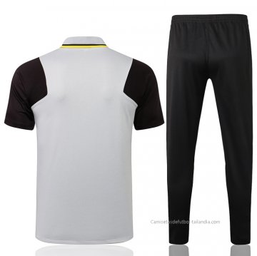Conjunto Polo del Liverpool 2021-2022 Gris