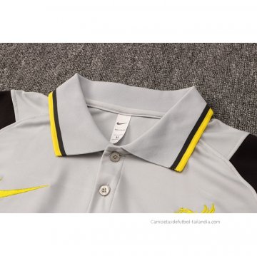Conjunto Polo del Liverpool 2021-2022 Gris