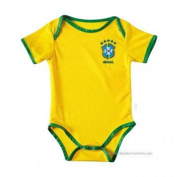 1ª Camiseta Brasil Bebe 2022 1ª Camiseta Brasil Bebe 2022