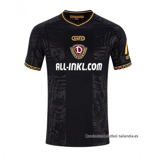 3ª Camiseta Dynamo Dresden 2026-2027 - Haga un click en la imagen para cerrar